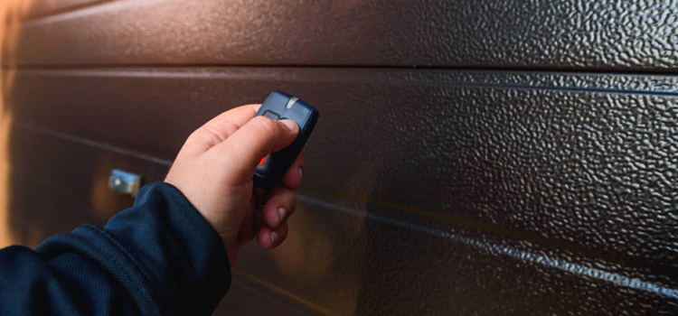 automatic door opener with remote control in Charter Oak